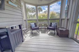 323 Wendover Ct. photo 4