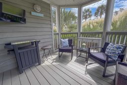 323 Wendover Ct. photo 4