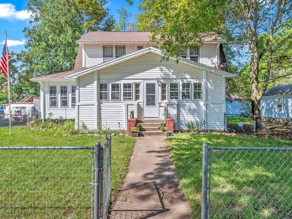 90 N Norwood Avenue, Hillsdale, MI 49242