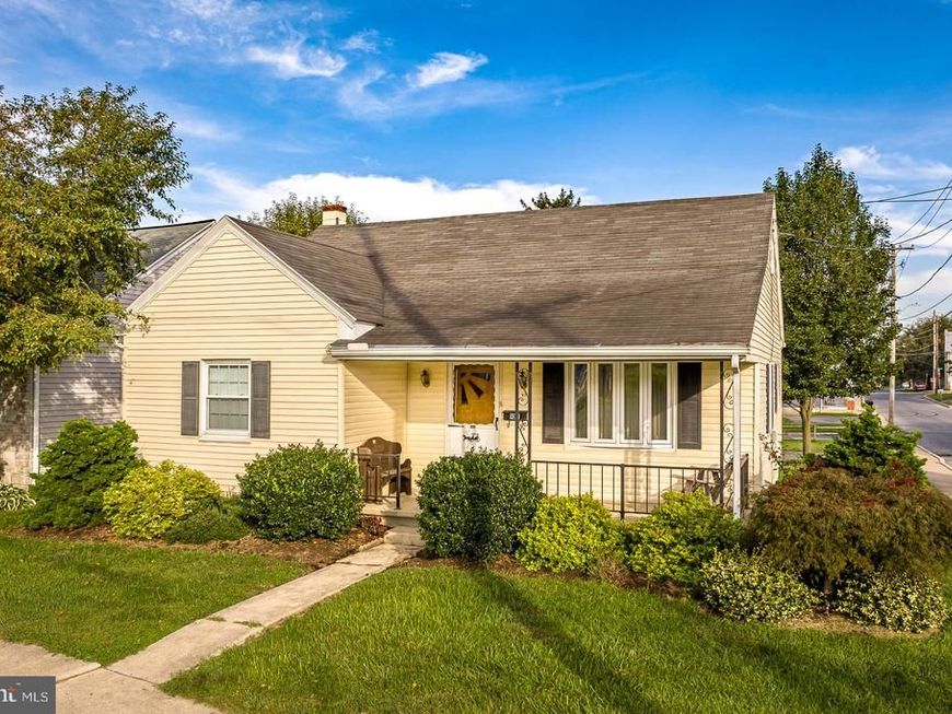 102 S Market Street , Ephrata, PA 17522 Main Photo
