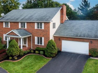 9 Kingston Circle , Lockport, NY 14094