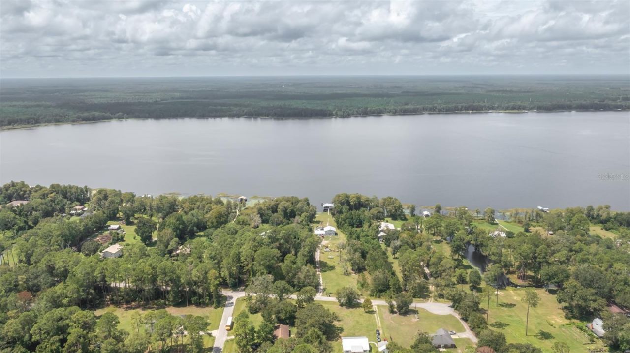6723 SW 95th Street , Hampton, FL 32044 Photo