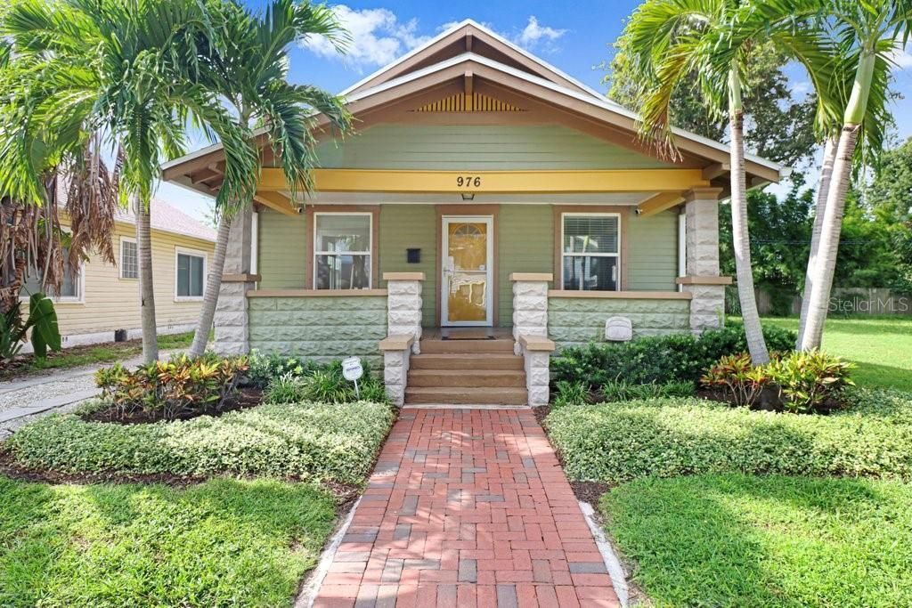 976 8th Avenue S, Saint Petersburg, FL 33705 Main Photo