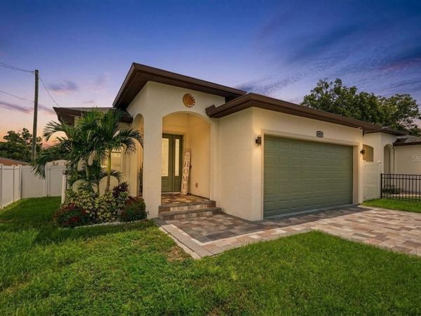 8307 N GOMEZ AVENUE , TAMPA, FL 33614