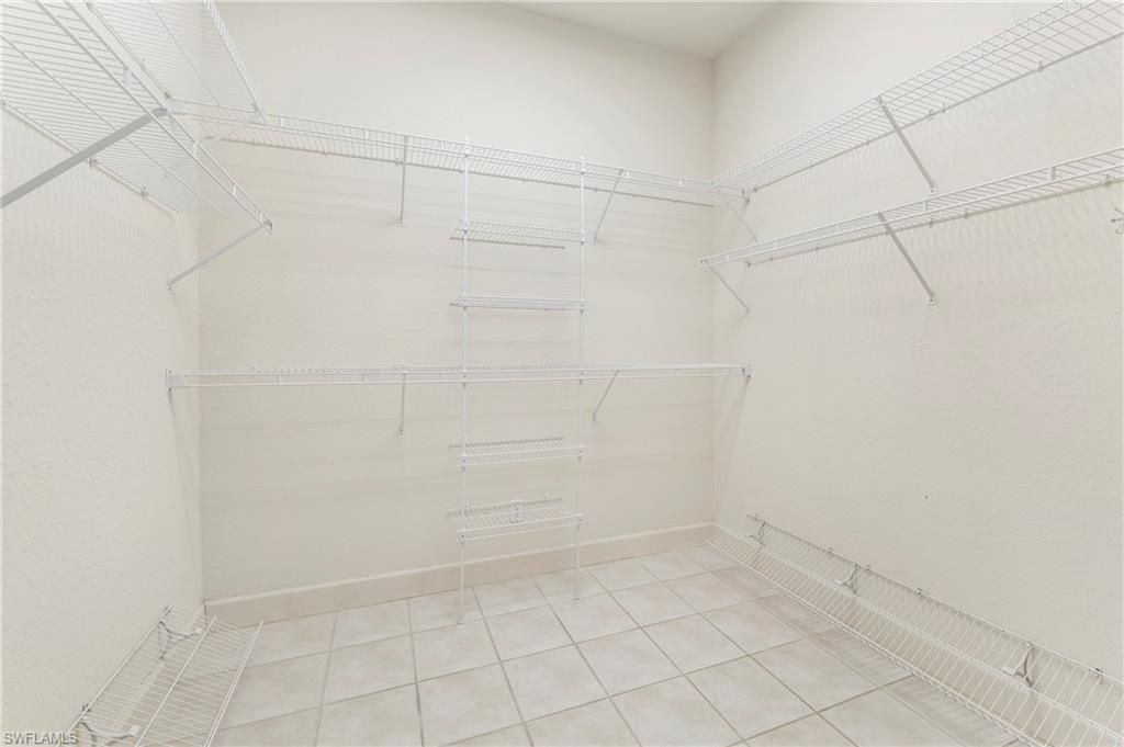 2296 Island Cove Cir, Naples, FL 34109 Photo