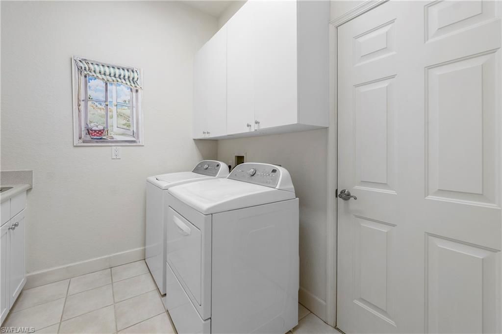 2296 Island Cove Cir, Naples, FL 34109 Photo