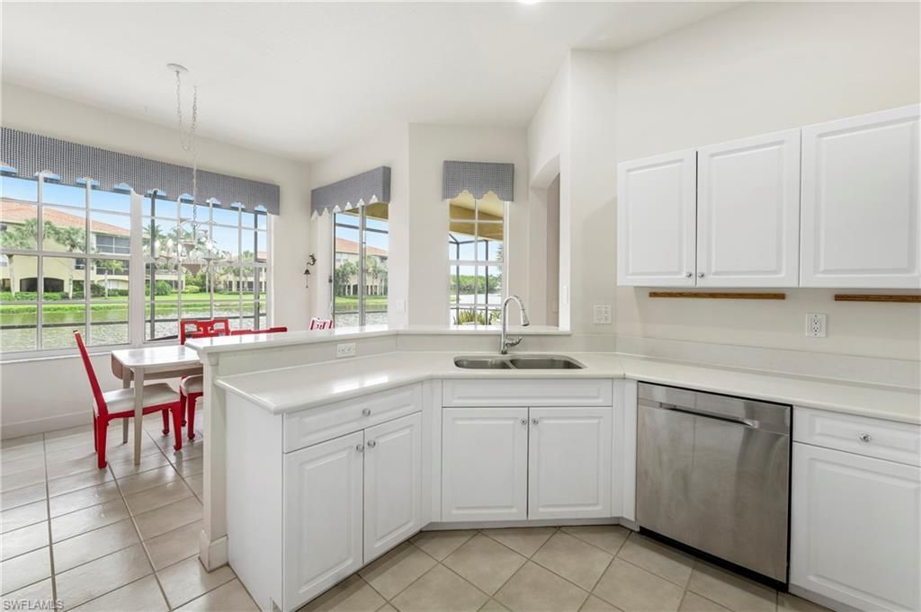 2296 Island Cove Cir, Naples, FL 34109 Photo