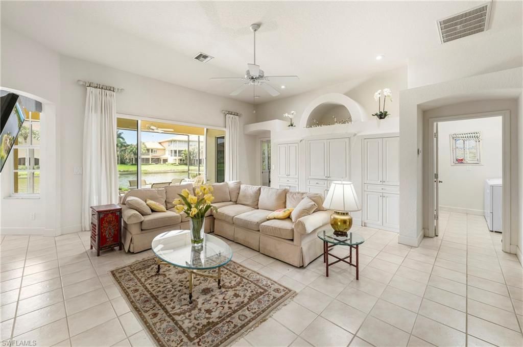 2296 Island Cove Cir, Naples, FL 34109 Photo