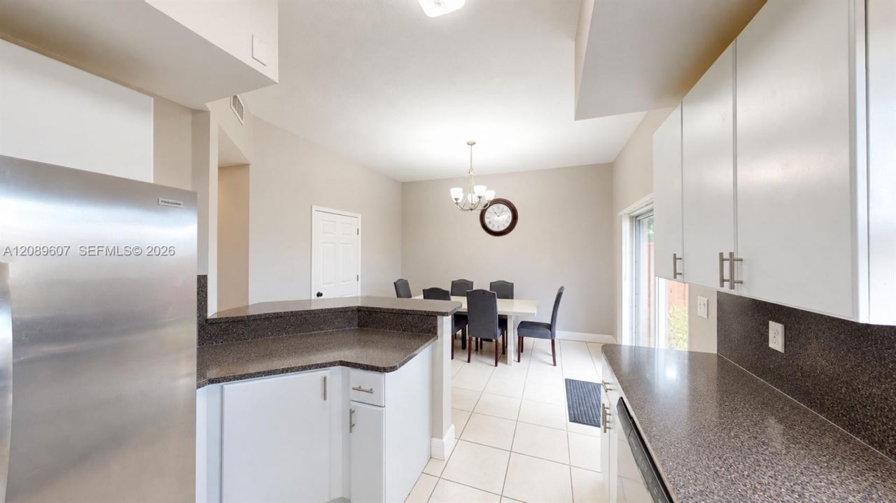 22067 SW 88th Path, Cutler Bay, FL 33190 Photo