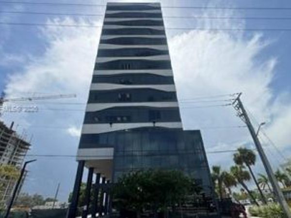 19790 W Dixie Hwy, Unit 1209, Aventura, FL 33180