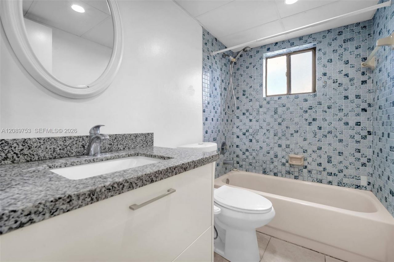 8700 SW 133rd Ave Rd, Unit 312, Miami, FL 33183 Photo