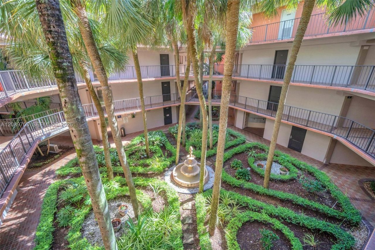 8700 SW 133rd Ave Rd, Unit 312, Miami, FL 33183 Photo