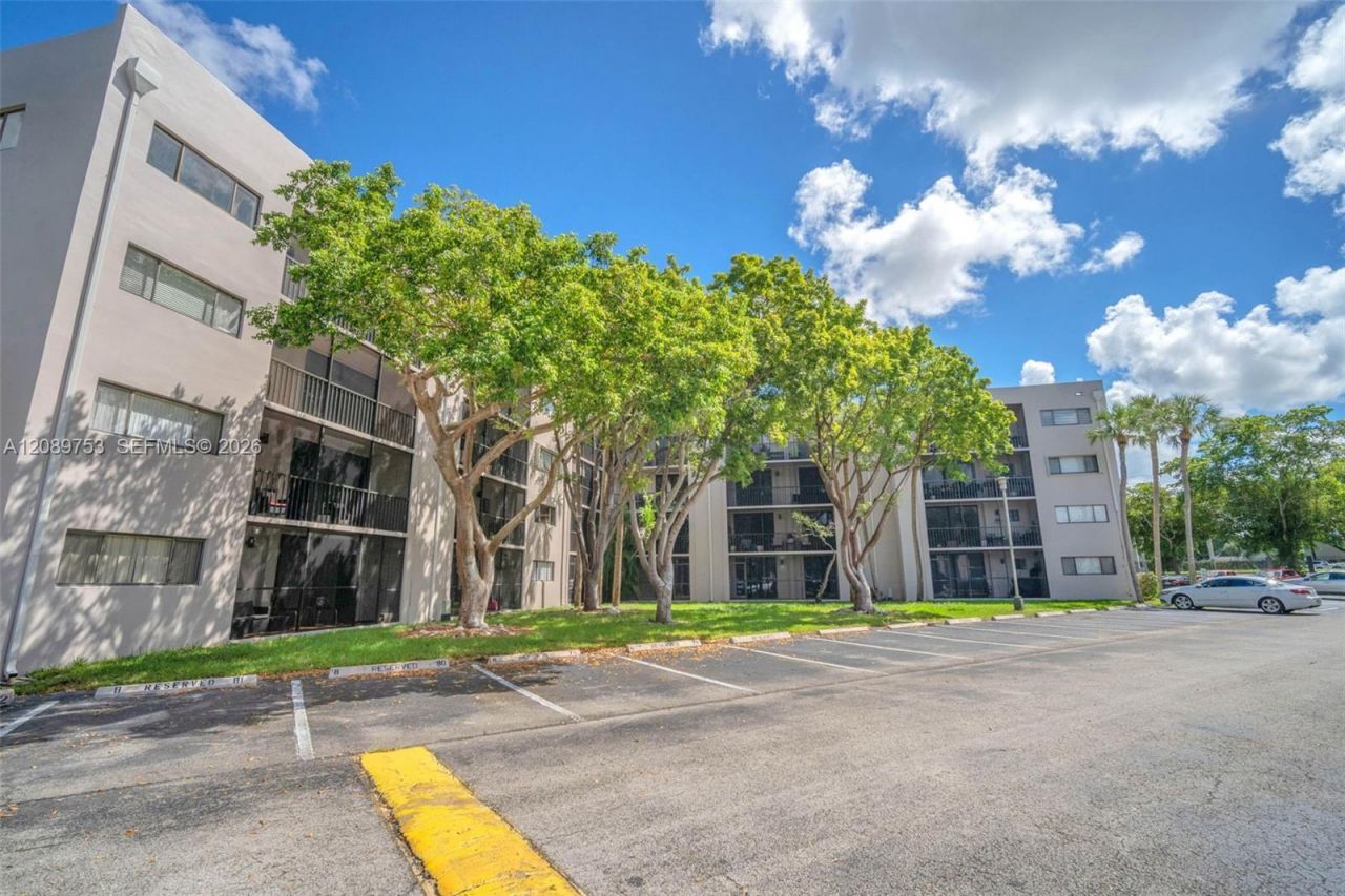 8700 SW 133rd Ave Rd, Unit 312, Miami, FL 33183 Photo