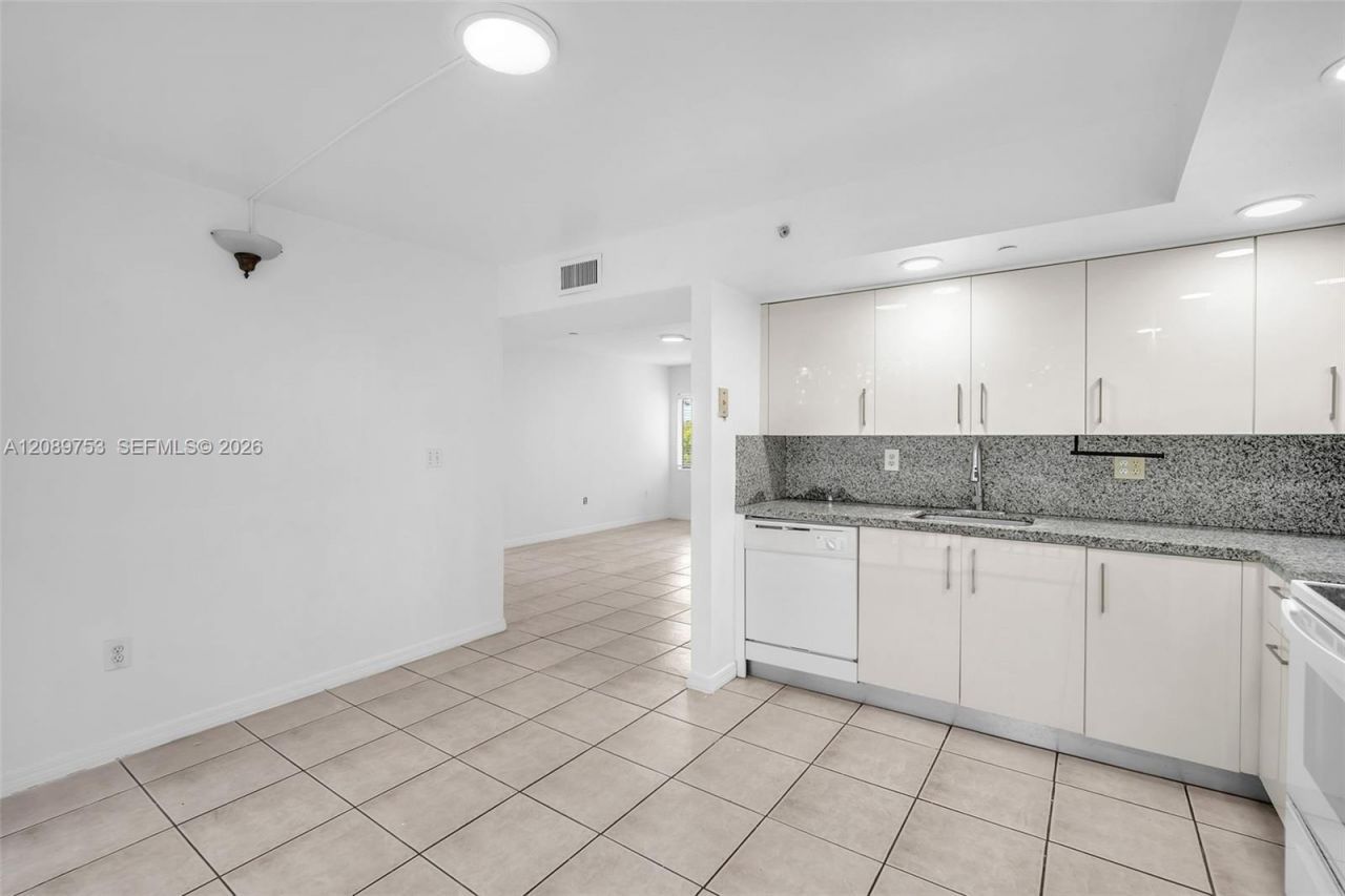 8700 SW 133rd Ave Rd, Unit 312, Miami, FL 33183 Photo