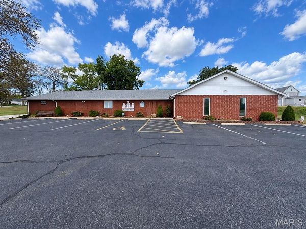 1211 Ridge Street , Carlyle, IL 62231