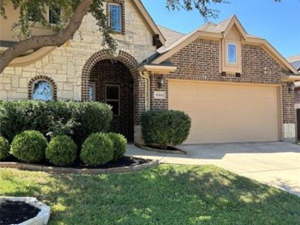 8304 Spitfire Trail , Aubrey, TX 76227