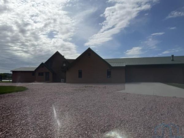 32235 Ponderosa Dr, Burbank, SD 57010