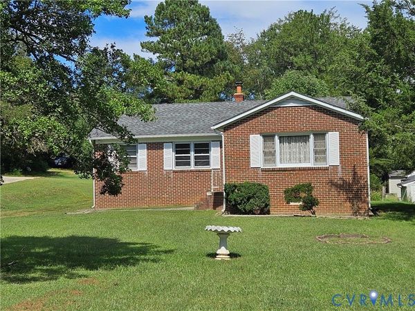 147 Chase Street , Bowling Green, VA 22427