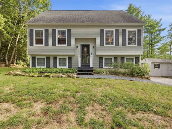 33 Old Rochester Road, Barnstead, NH 03225
