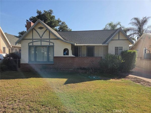 4020 Rosewood Place, Riverside, CA 92506