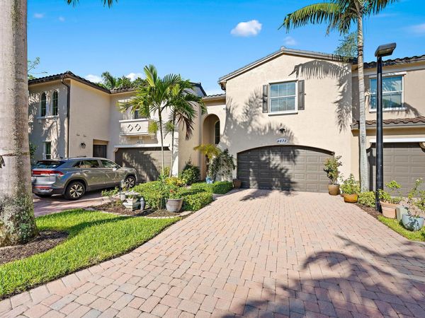 4673 MEDITERRANEAN Circle, Palm Beach Gardens, FL 33418