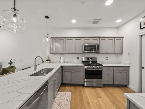 200 Revere St, Unit 4105, Canton, MA 02021
