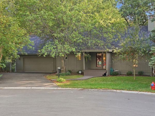 3921 Woodview Court, Vadnais Heights, MN 55127