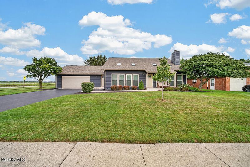 620 Coventry Drive, Findlay, OH 45840 Main Photo