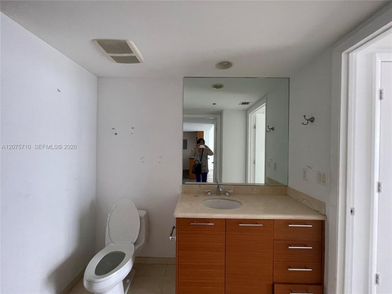 50 Biscayne Blvd , Unit 4105, Miami, FL 33132 Photo