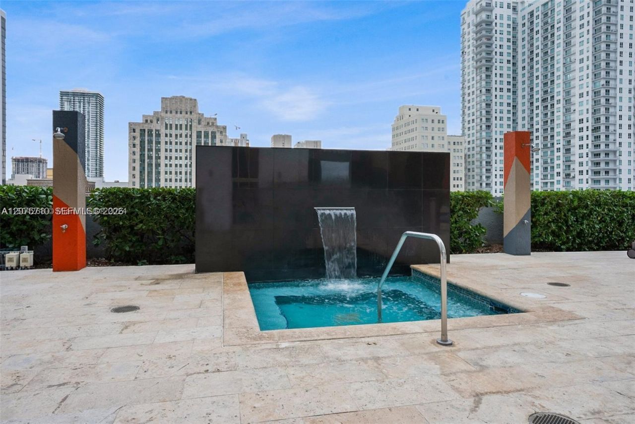50 Biscayne Blvd , Unit 4105, Miami, FL 33132 Photo