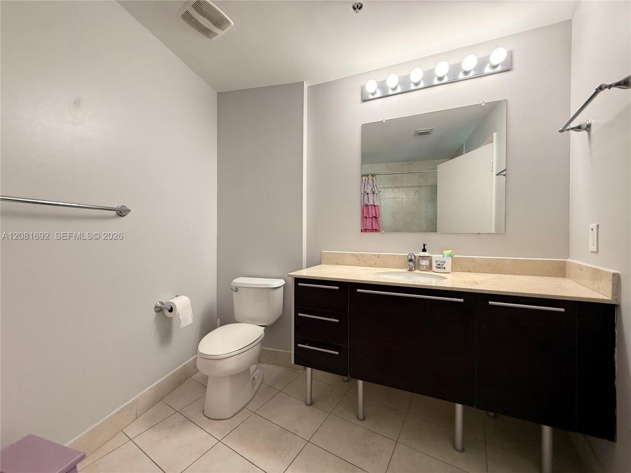 1900 N Bayshore Dr, Unit 2018, Miami, FL 33132 Photo