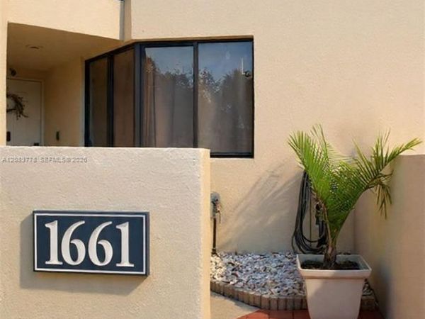1661 NW 81st Way, Unit 1661, Plantation, FL 33322
