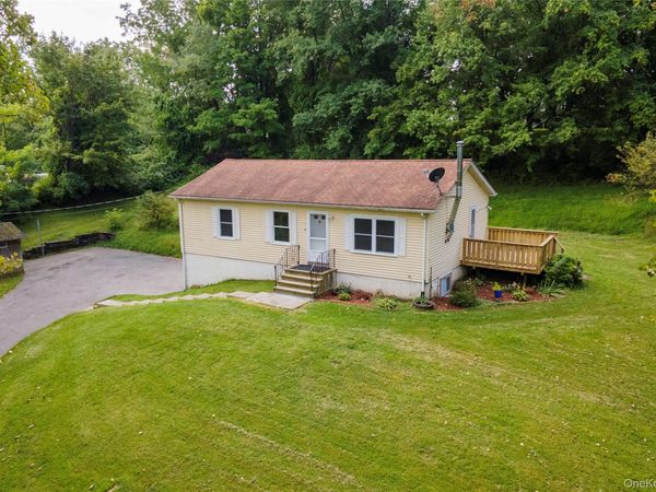 158 Stagecoach Pass, Stormville, NY 12582