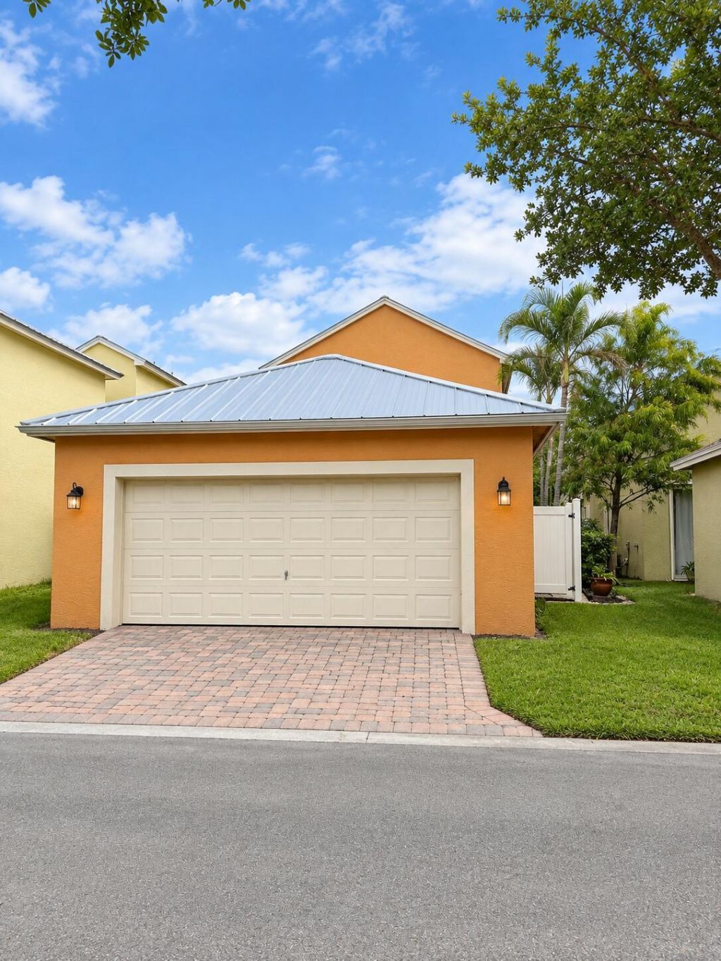2543 SE Ruskin Drive, Port Saint Lucie, FL 34952 Photo