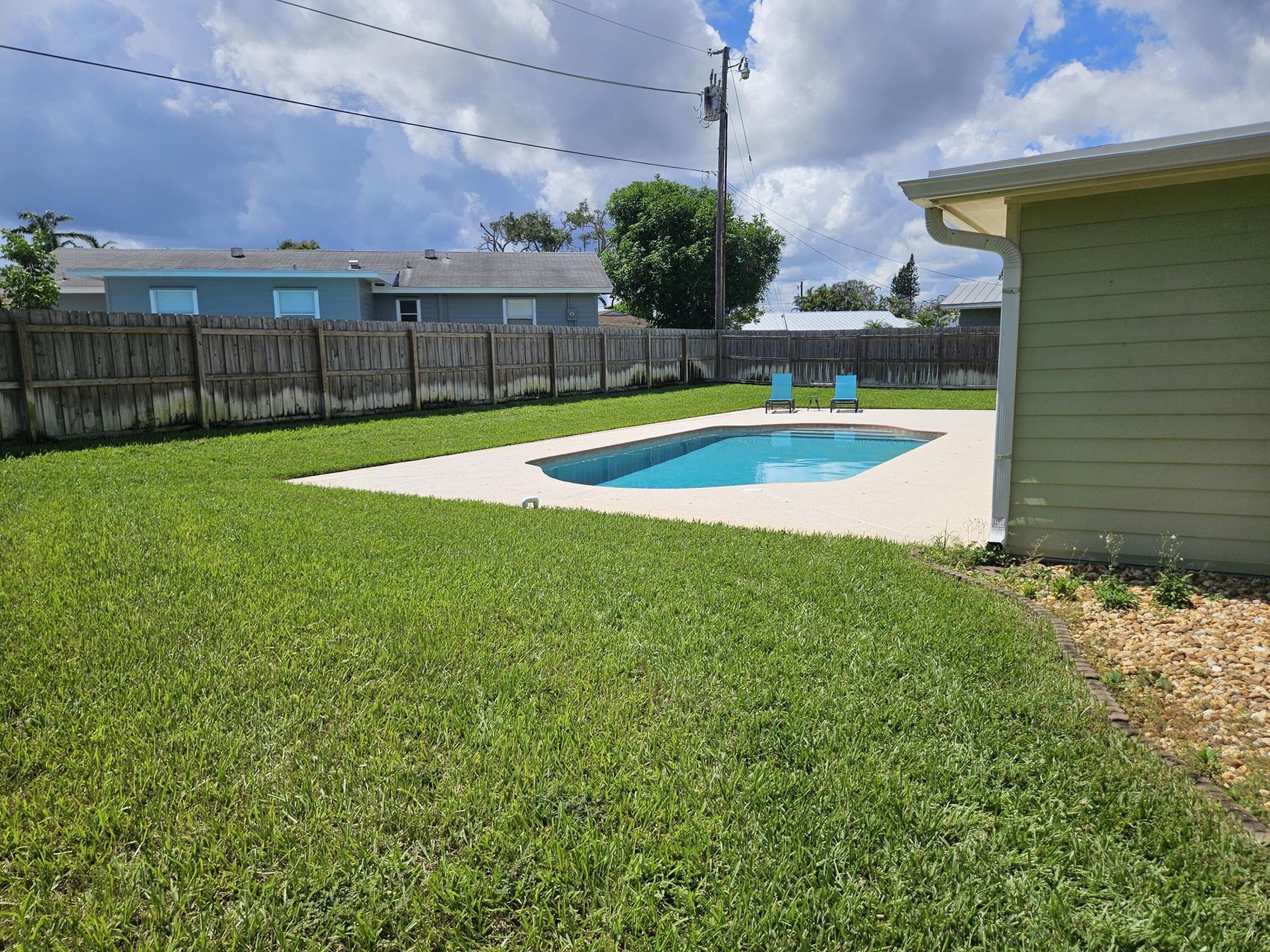 1590 NE 23rd Terrace, Jensen Beach, FL 34957 Photo