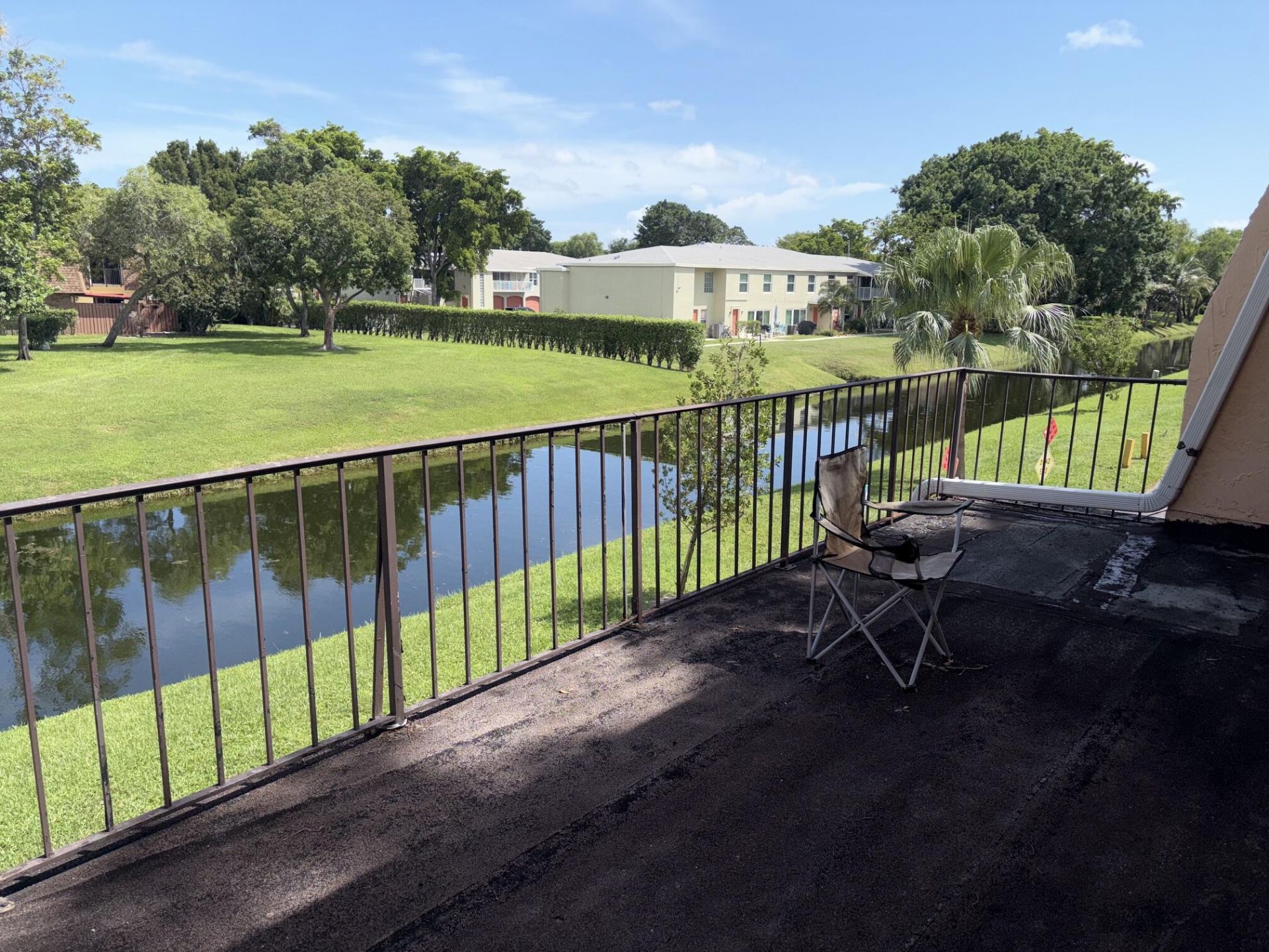 40 Spinning Wheel Lane, Tamarac, FL 33319 Photo
