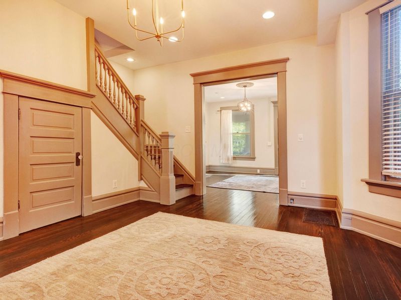 356 W Hubbard Avenue, Columbus, OH 43215 Photo 14
