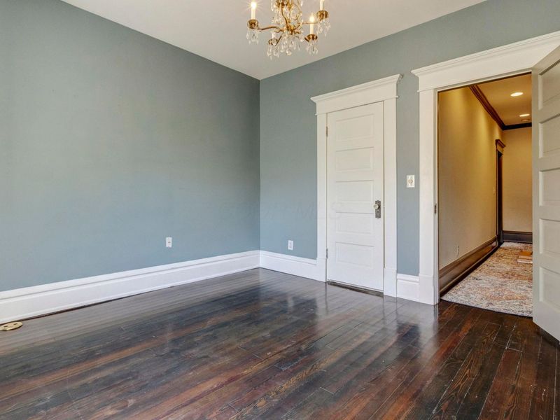 356 W Hubbard Avenue, Columbus, OH 43215 Photo 24