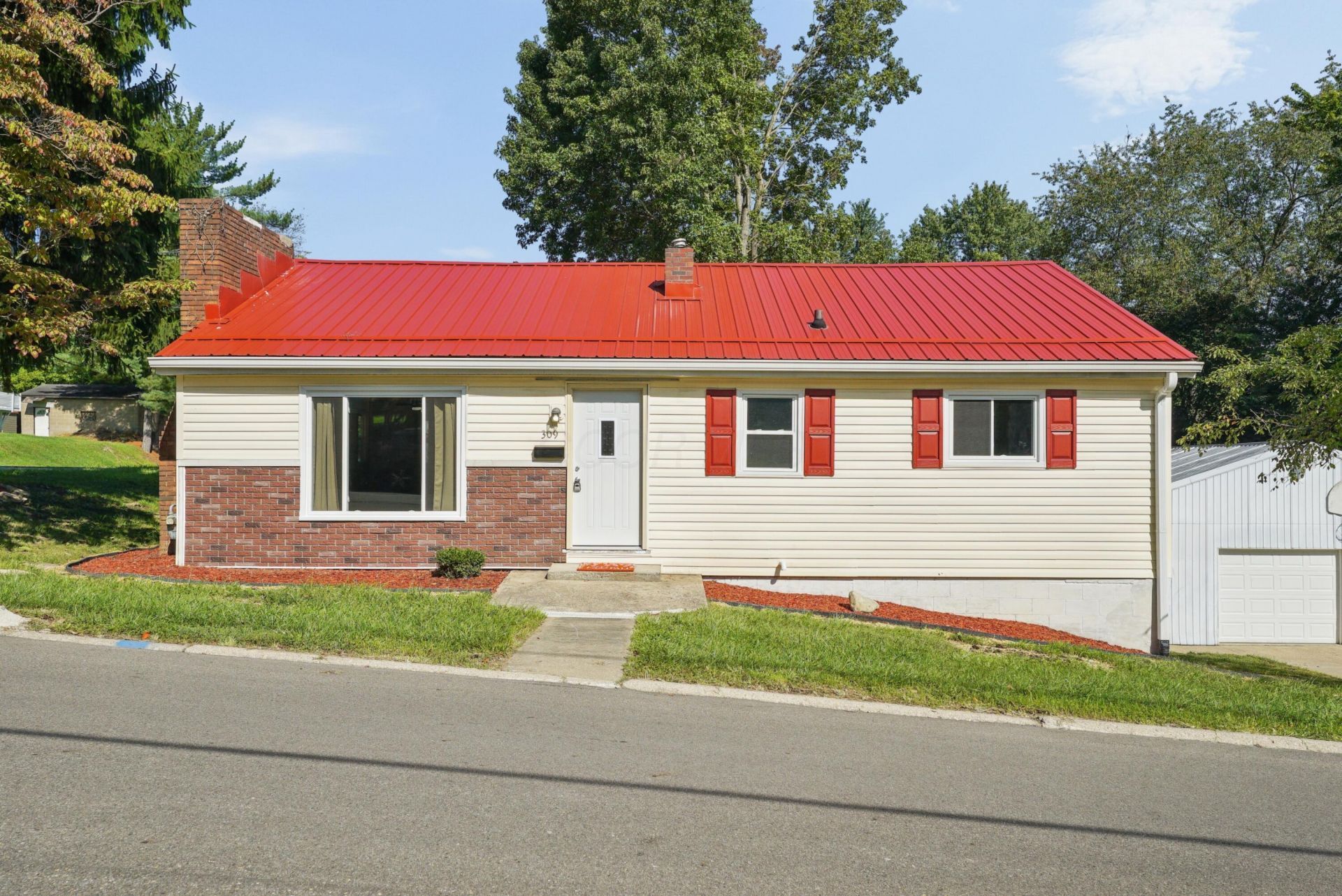 309 Park Avenue, New Lexington, OH 43764 Main Photo