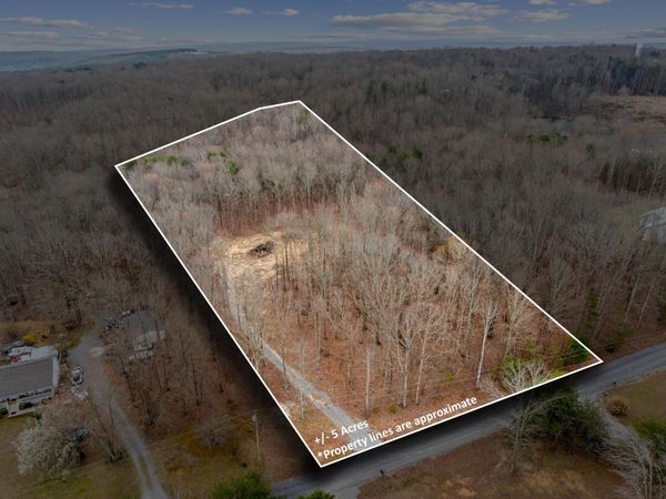 304 Eagle Nest Road, Graysville, TN 37338
