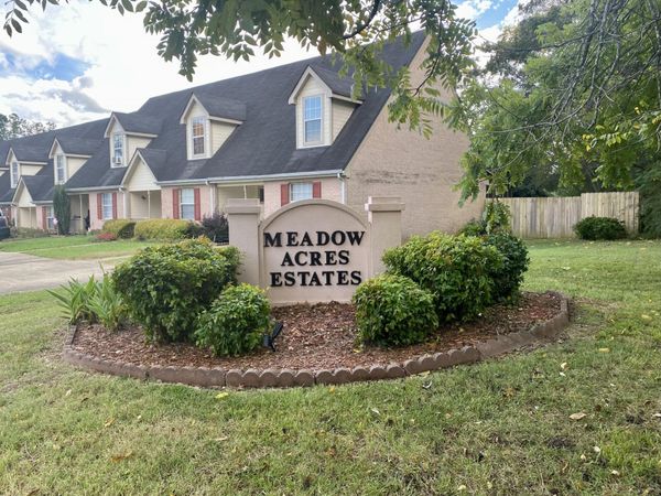 7520 Eric Drive, Chattanooga, TN 37421