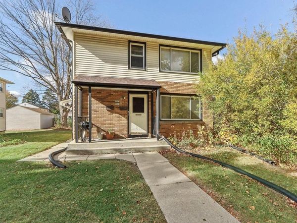 5323 N 27th STREET, Unit 5325, Milwaukee, WI 53209