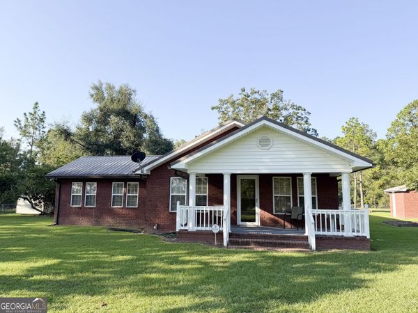 1182 E US Hwy 280, Lyons, GA 30436