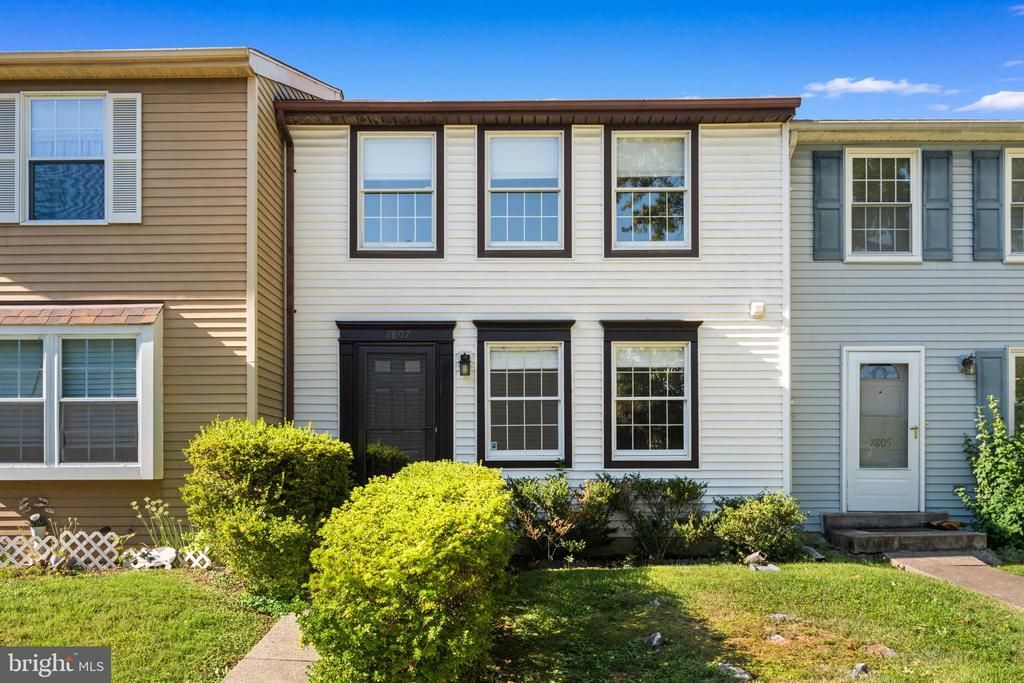 7807 Breezy Down Terrace, Rockville, MD 20855 Main Photo