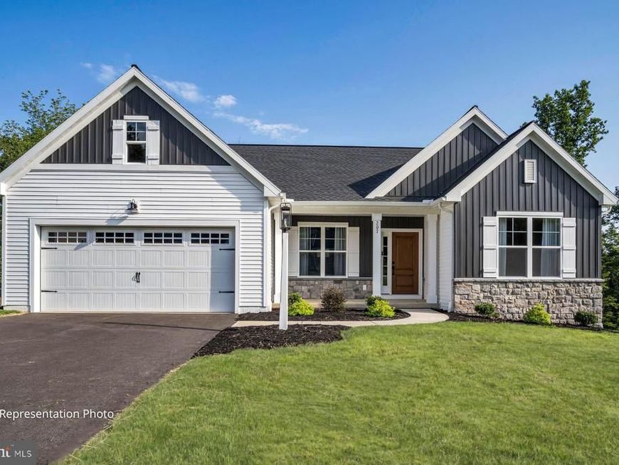 2235 S Autumn Chase Drive , Unit 92, Mechanicsburg, PA 17055 Main Photo