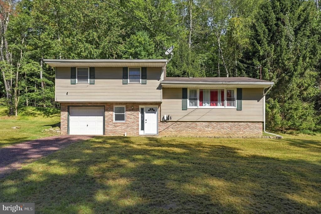 2358 BUCK MOUNTAIN ROAD , WEATHERLY, PA 18255