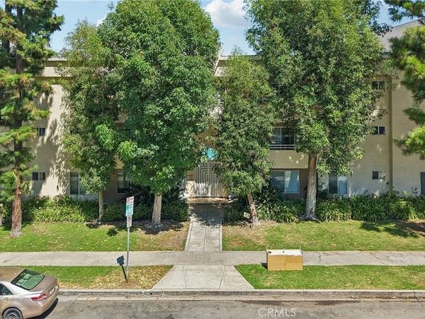 4358 Mammoth Avenue, Unit 14, Sherman Oaks, CA 91423