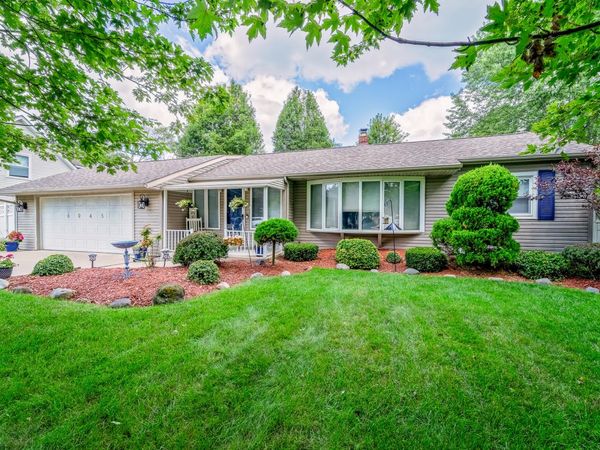 6045 Park Boulevard, South Rockwood, MI 48179