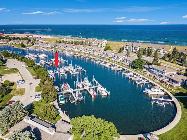 80 Marina Drive, Manistee, MI 49660