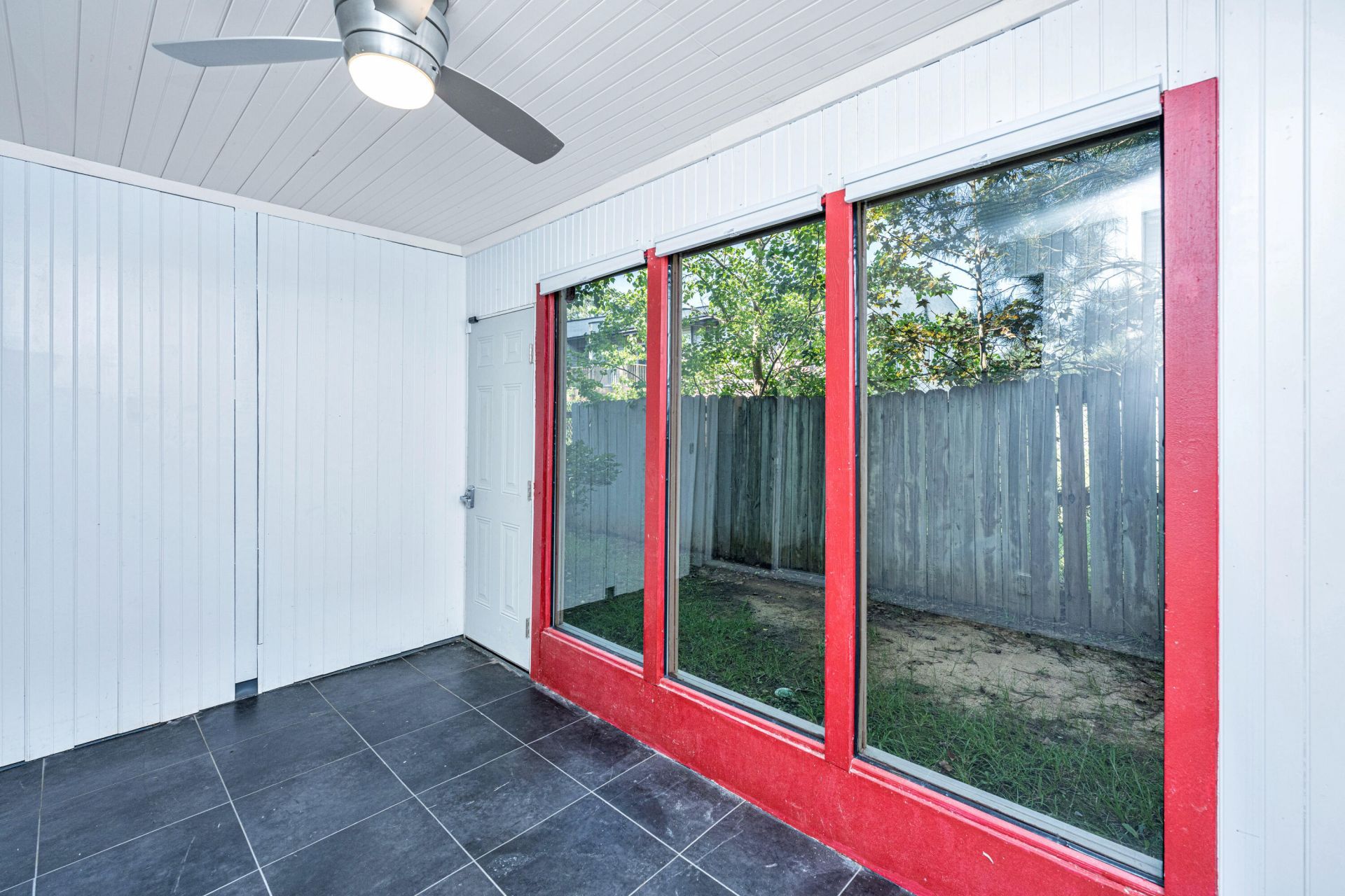403 Greenmeadow Drive Photo 20